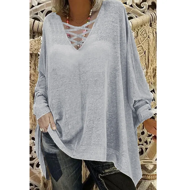 Loose V-neck long-sleeved bat shirt T-shirt